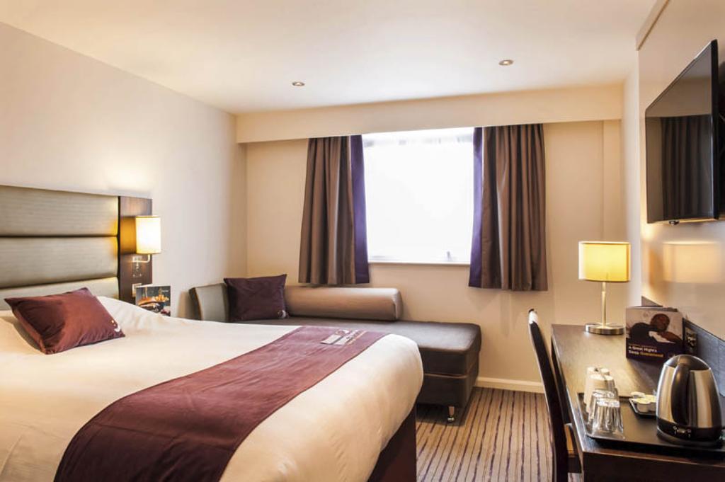 Premier Inn Epsom South Zimmer foto